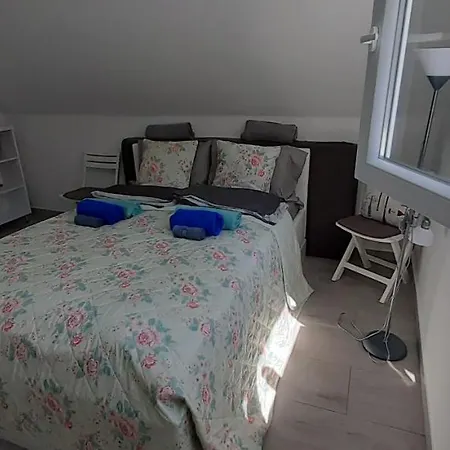 شقة Apartmanhouse4you Gyenesdiás